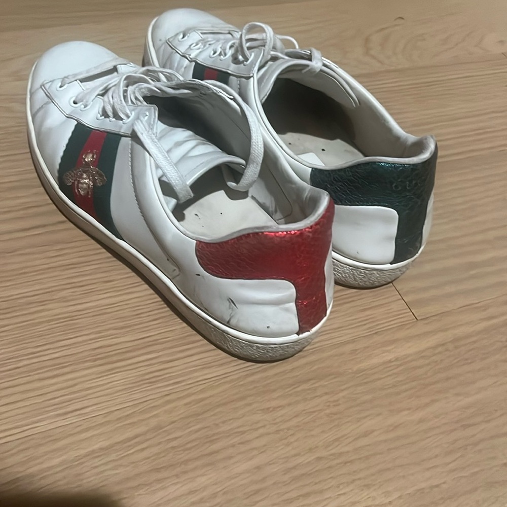 Gucci White Sneakers with Red and Green Stripes